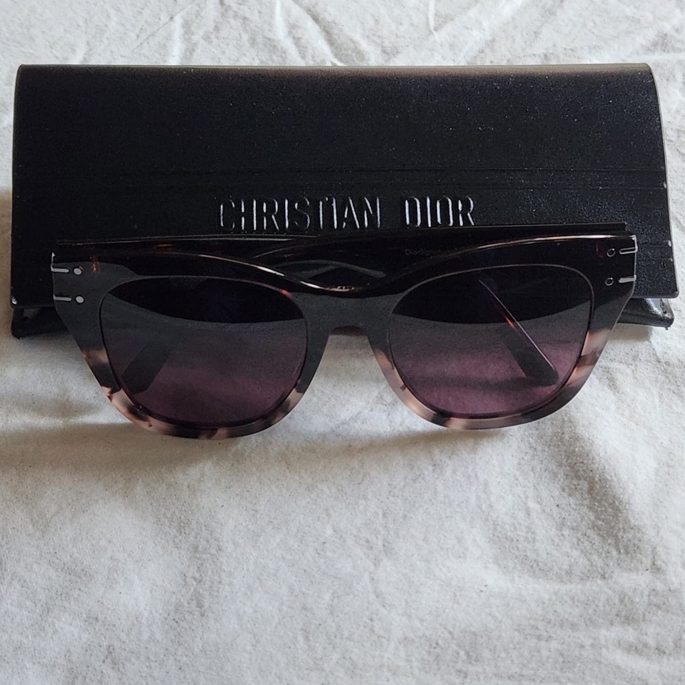 Christian Dior sunglasses brand new never worn